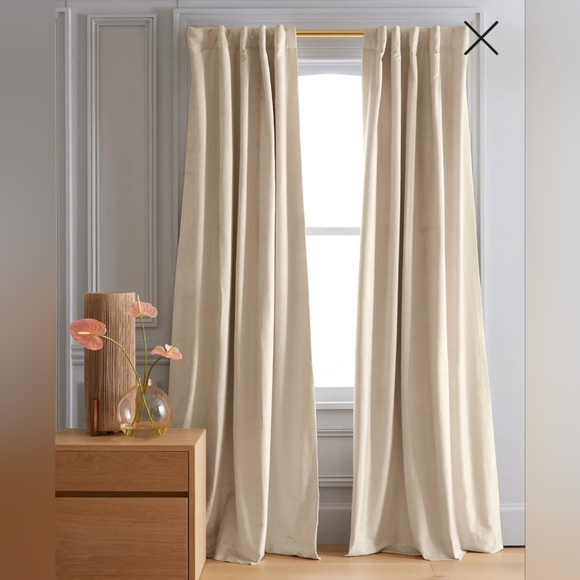 NWOT! Quince Luster Velvet Champagne Blackout Curtains 48